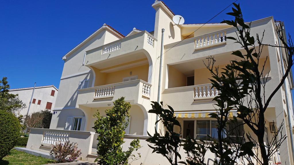 Apartments Sandra Sukošan Kültér fotó