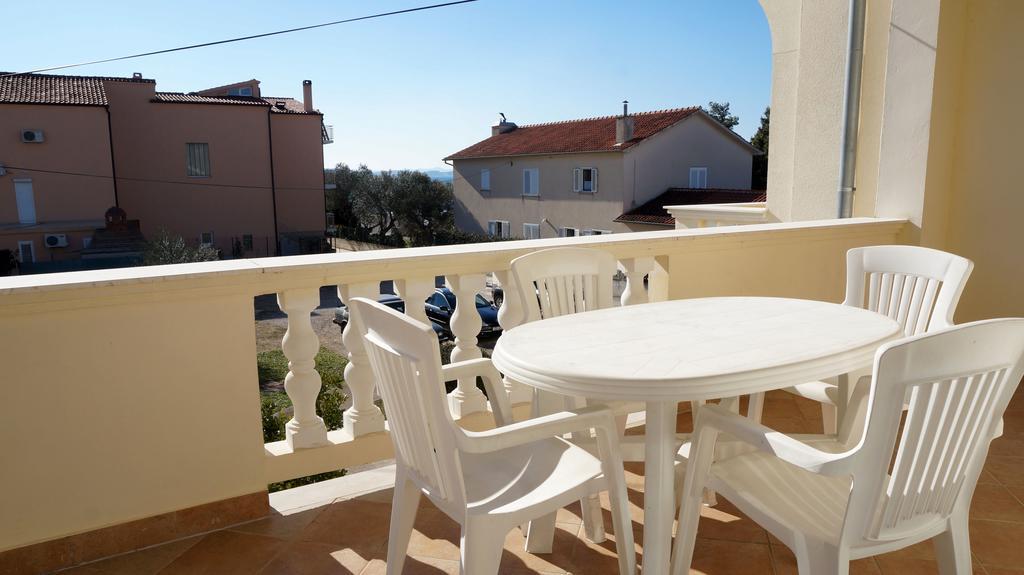 Apartments Sandra Sukošan Szoba fotó